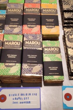 Socola Maison Marou Chocolate được đóng gói thủ công vô cùng đẹp mắt