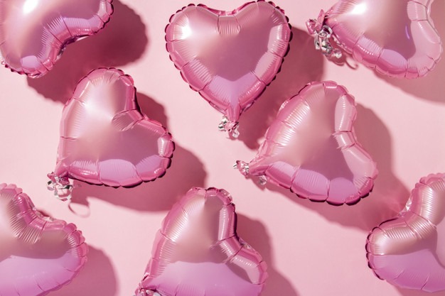 Sự kiện Valentine đang đến gần và nếu bạn đang tìm kiếm một món quà thật đặc biệt cho người yêu của mình, hãy đến với ZingSweets. Chúng tôi có những lựa chọn đa dạng về chocolate, bánh và kẹo, đảm bảo sẽ làm người nhận của bạn thích thú và cảm nhận được sự tình cảm của bạn gửi trao.