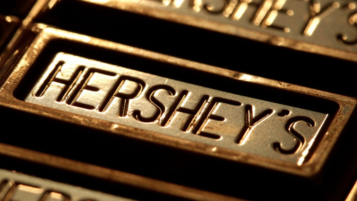 Socola trắng nhân bánh quy Hershey's gói 40g HSB08 - ZingSweets